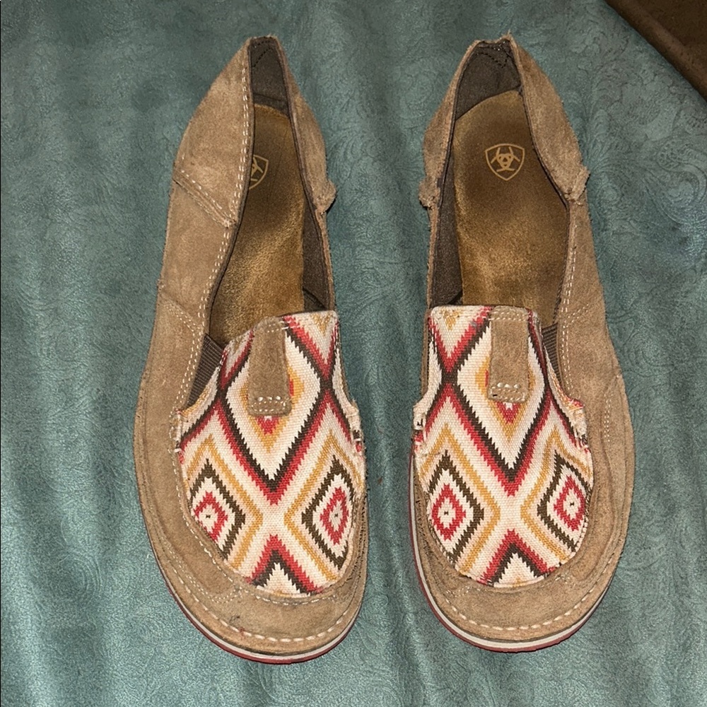 Ariat Tan and Red Flats with Geometric Design